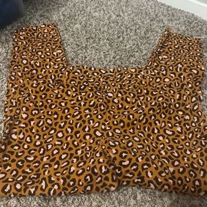 Old navy pixie cropped pants